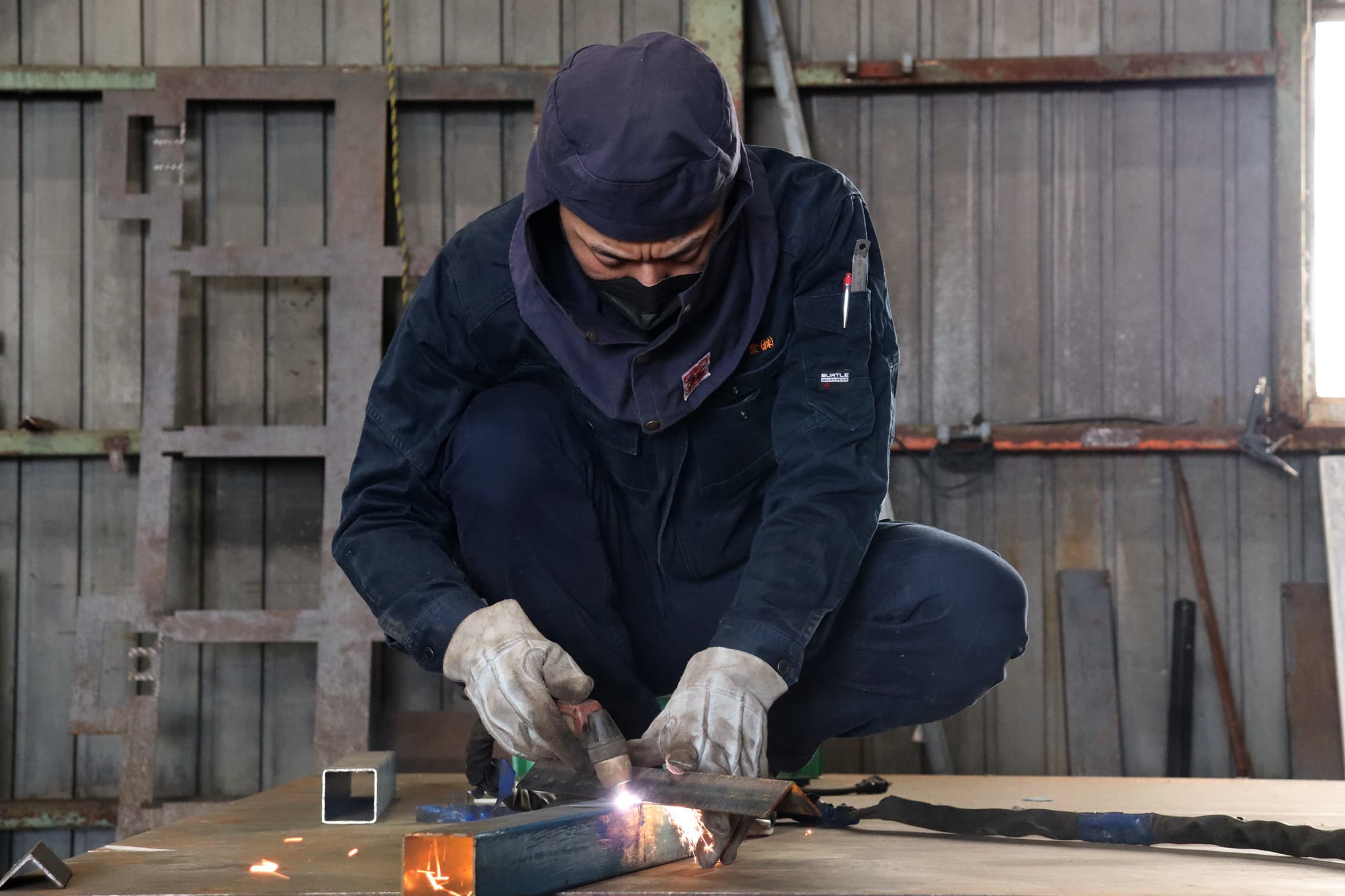 小島工業株式会社｜各種金属溶接・板金加工｜鋼材受注・発注｜製缶｜茨城県北相馬郡利根町の自社工場