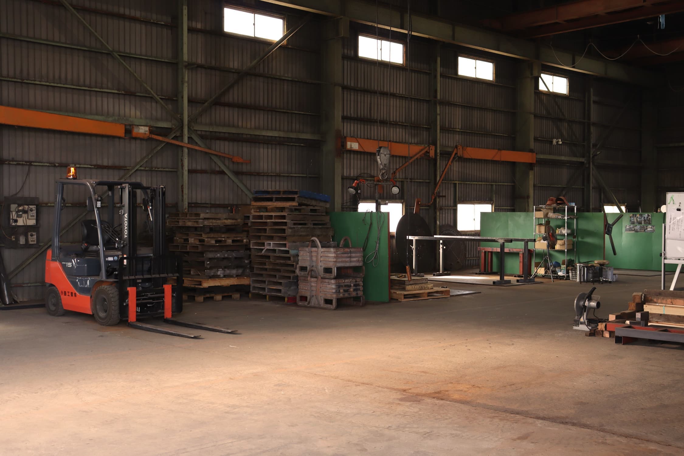 小島工業株式会社｜各種金属溶接・板金加工｜鋼材受注・発注｜製缶｜茨城県北相馬郡利根町の自社工場